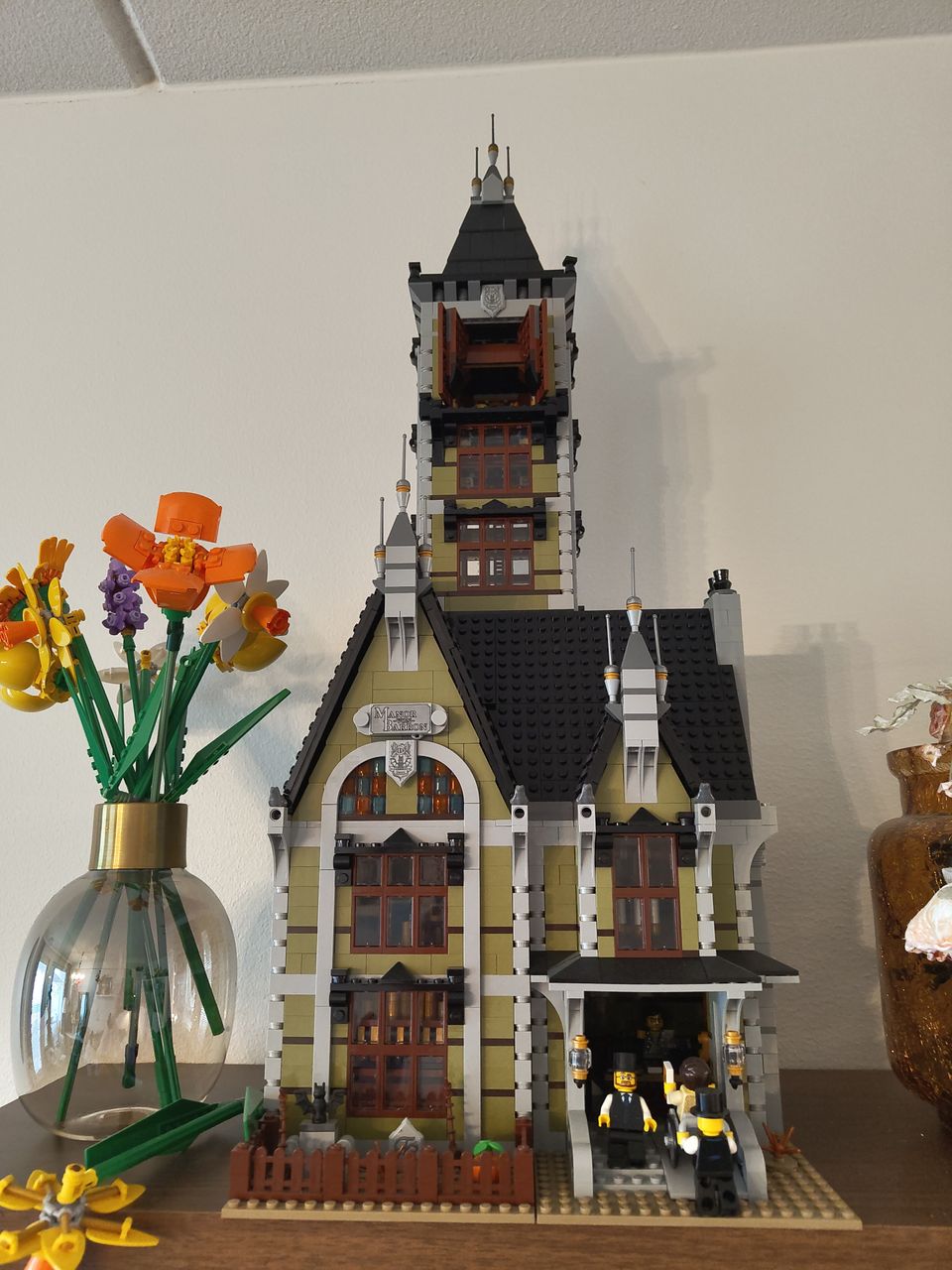 Lego Haunted house