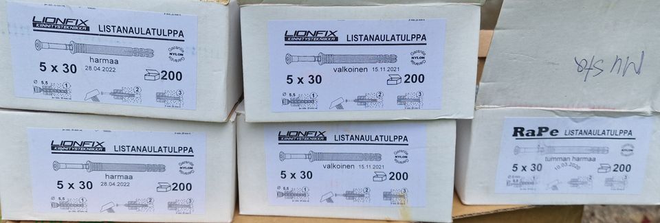 Listanaulatulppa 5x30 1000kpl