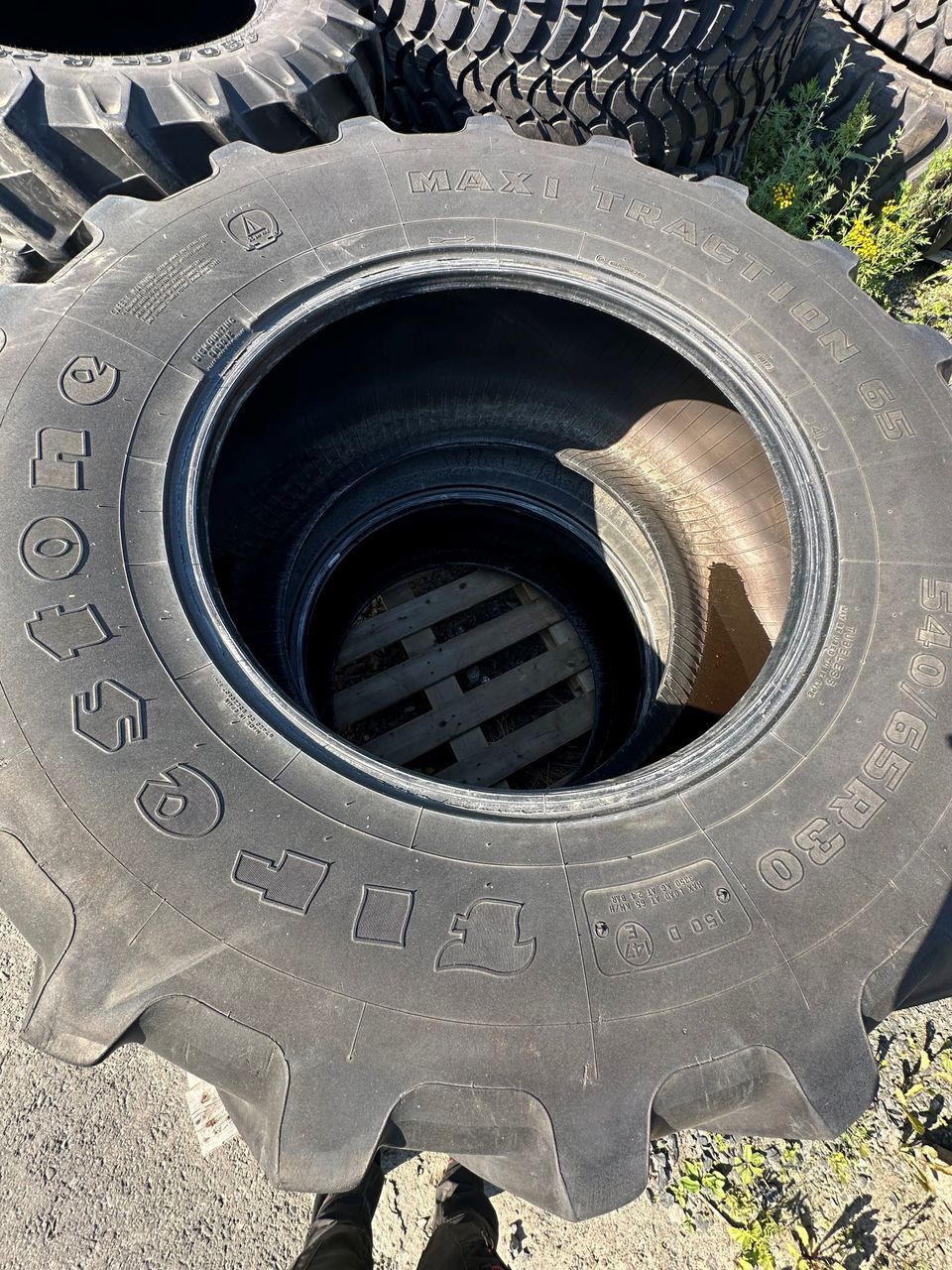 Firestone 540/65R30