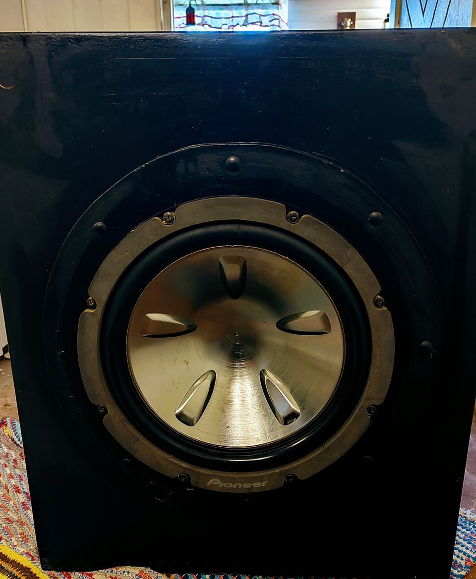 Pioneer Subwoofer