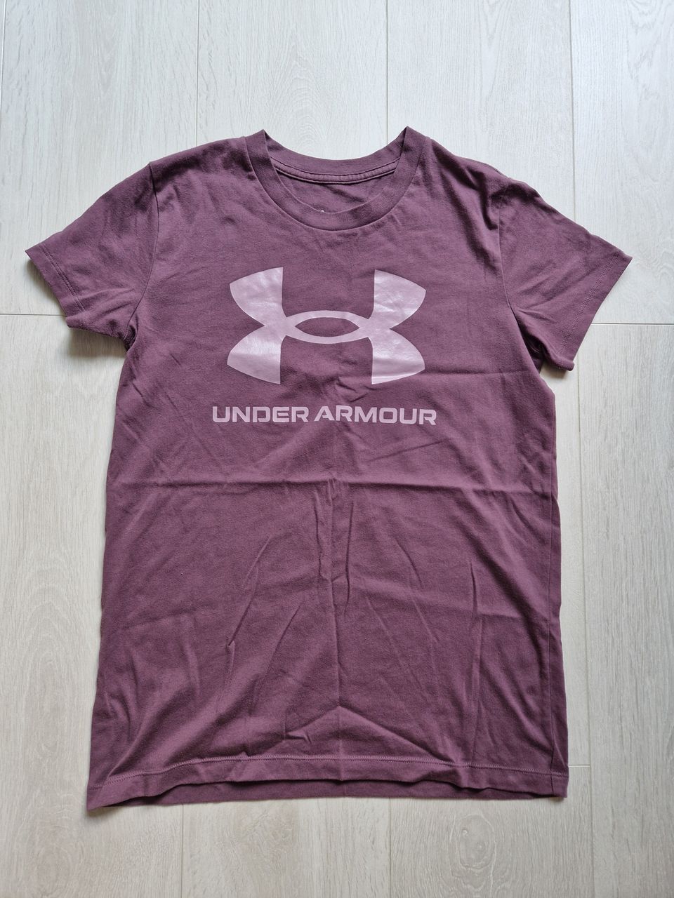 Under Armour t-paita xs (s)