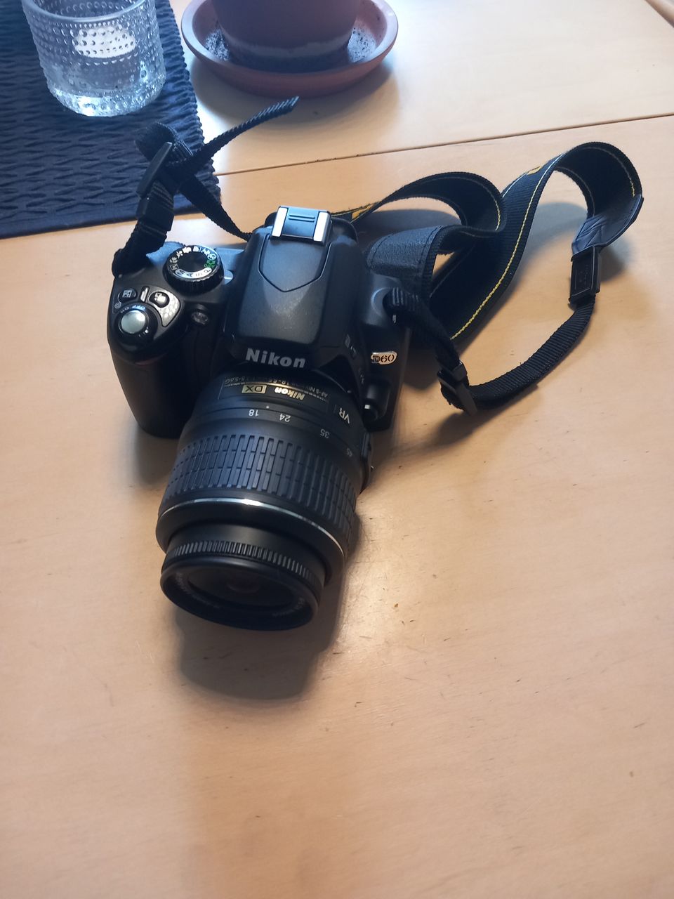 Nikon D60 kamerapaketti