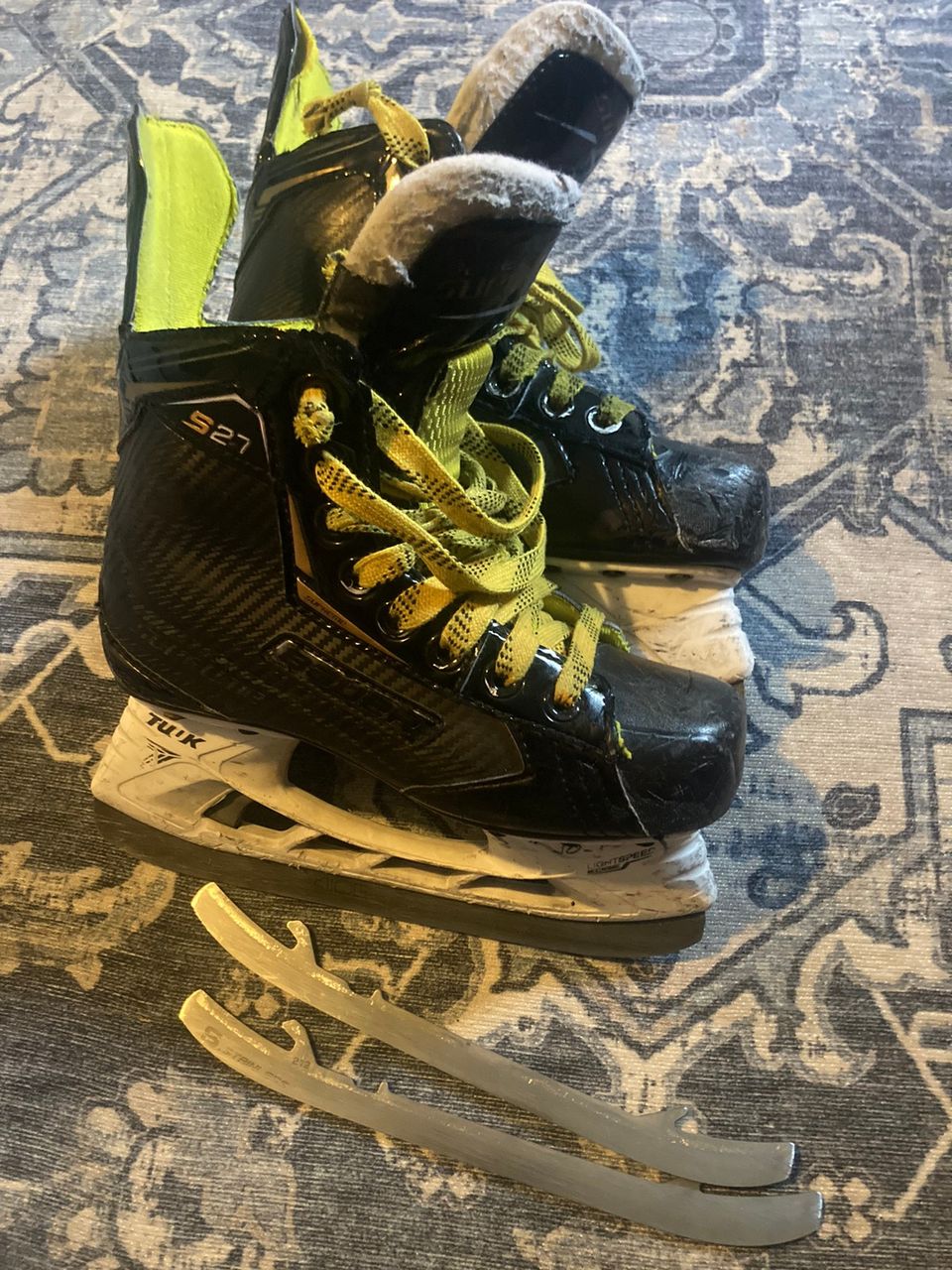 Bauer supreme s27