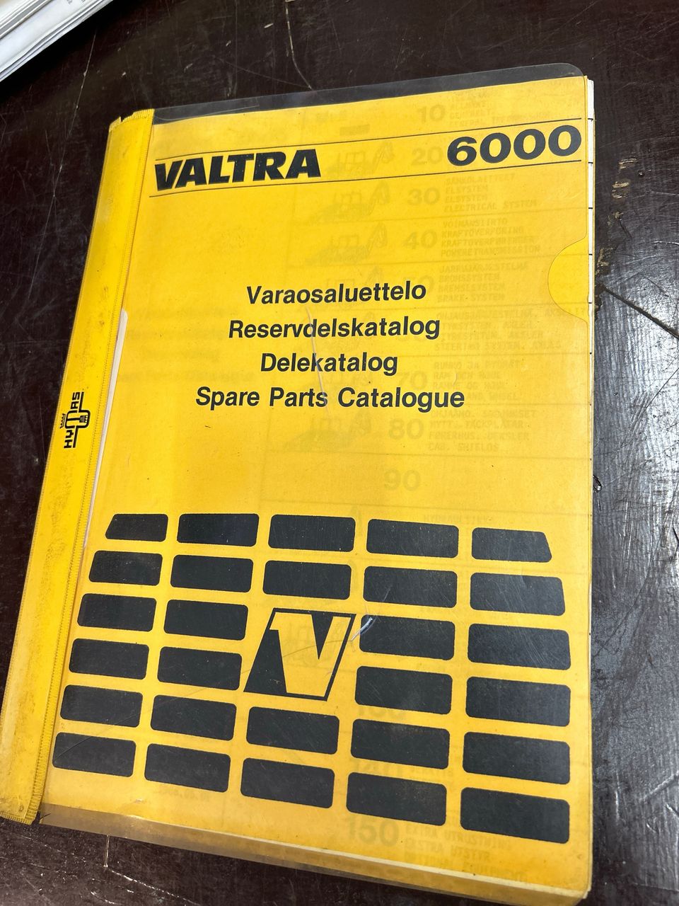 Valtra 6000 varaosaluettelo