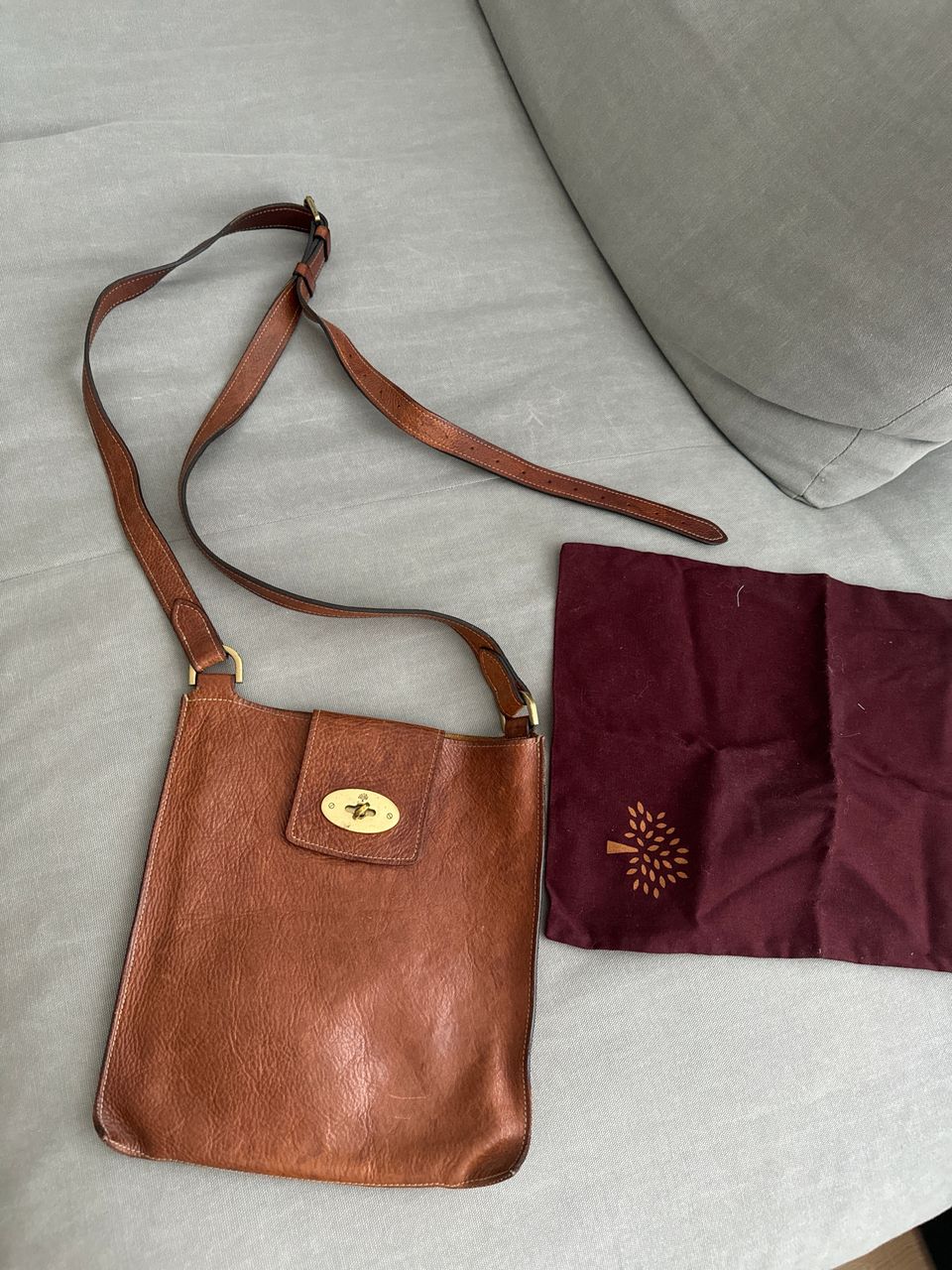 Mulberry crossbodylaukku