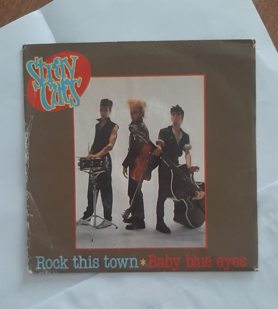 Stray Cats - Rock This Town  Italia