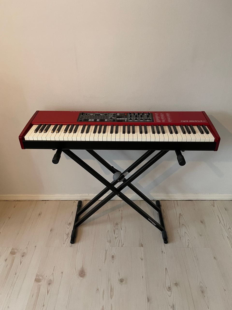 Nord Electro 4 HP