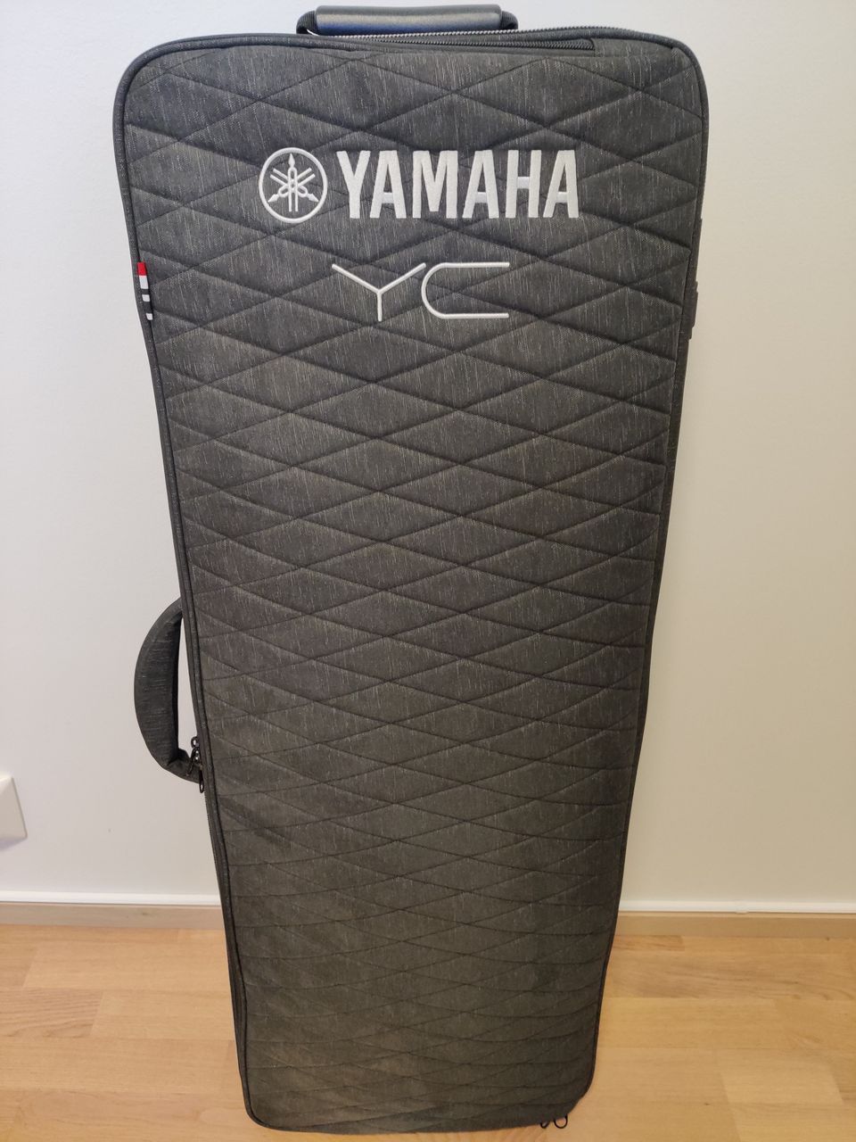 Yamaha YC61 Softbag -laukku