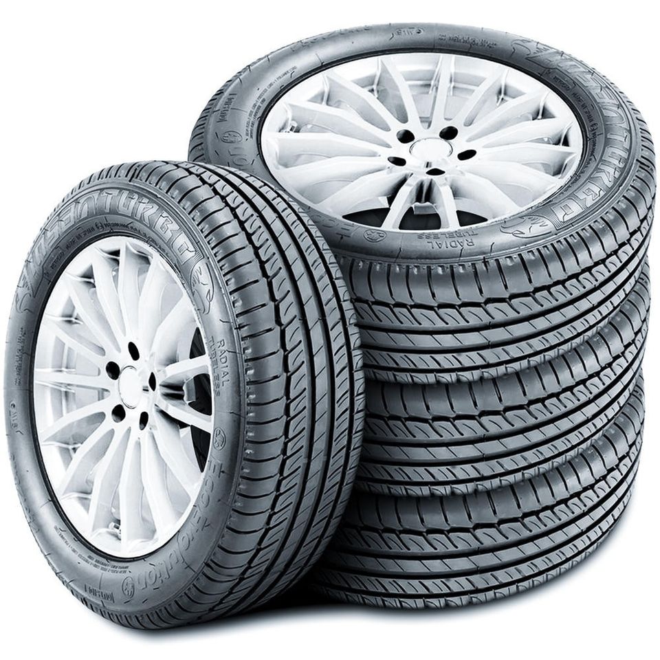 215/55R17 Kesärenkaat Insa-turbo asennettuna