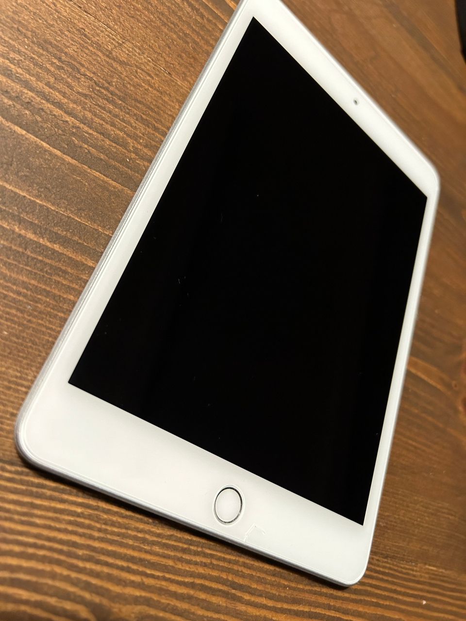 Apple iPad Mini 5 gen + toughcover + panssarilasi