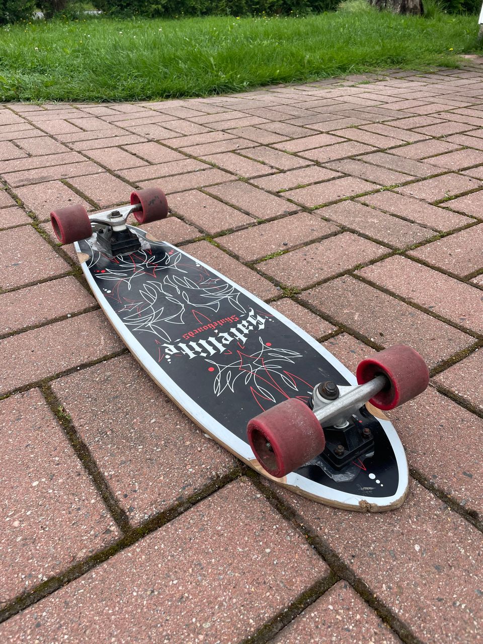 Longboard skeittilauta