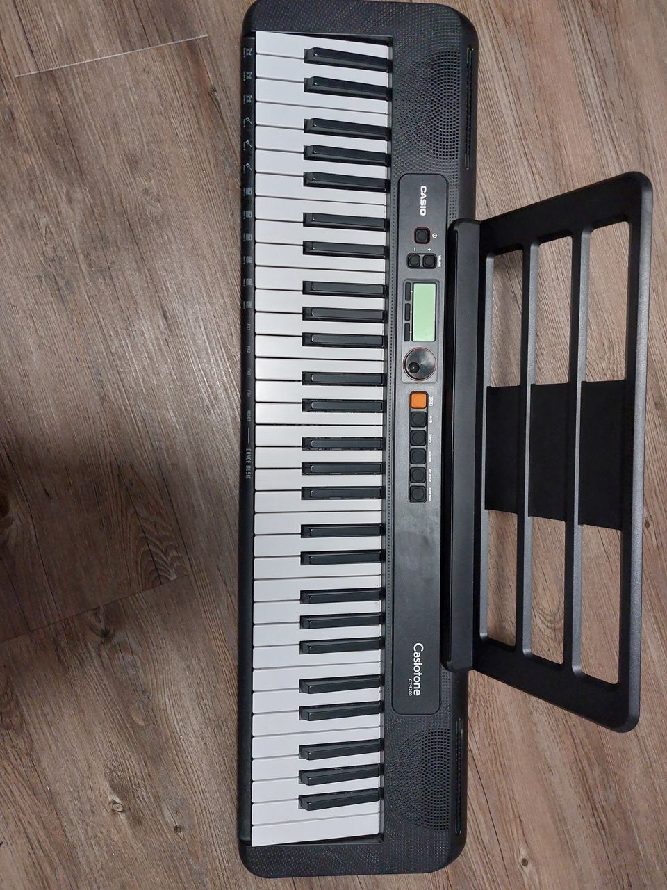 CASIO CT-S200