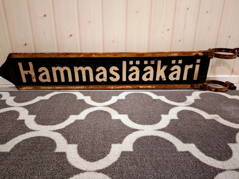 Vanha Hammaslääkäri kyltti/opaste