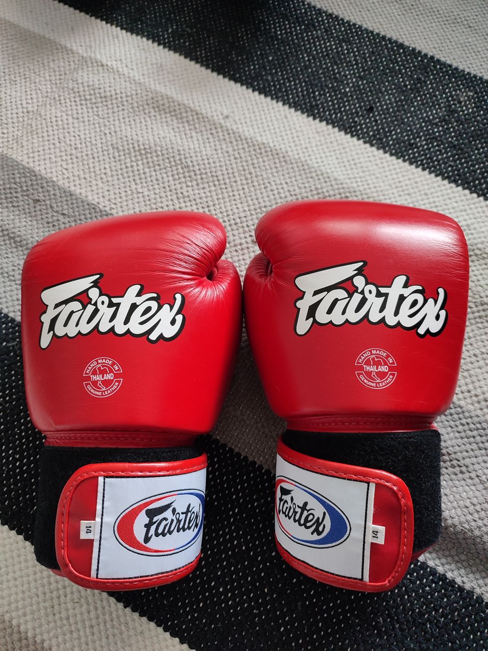 Fairtex nyrkkeilyhanskat 14