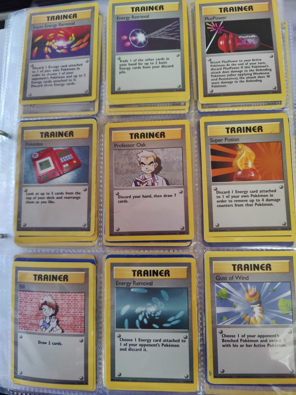 Erilaisia Pokemon trainer kortteja 68kpl