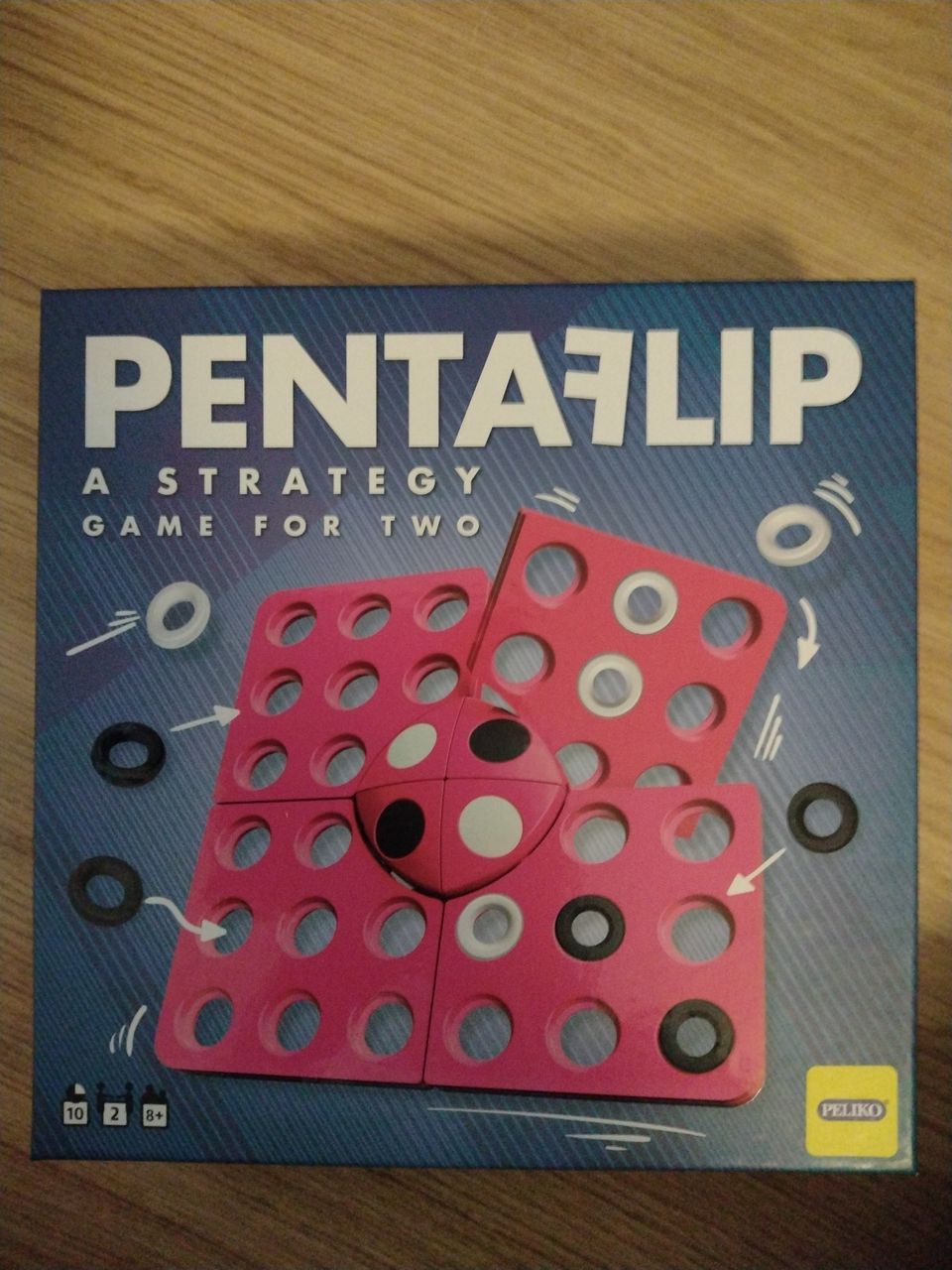 Pentaflip peli