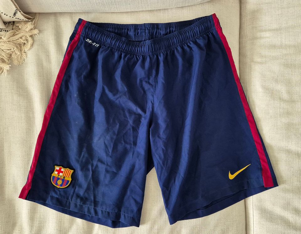 FC Barcelonan viralliset Nike treenishortsit