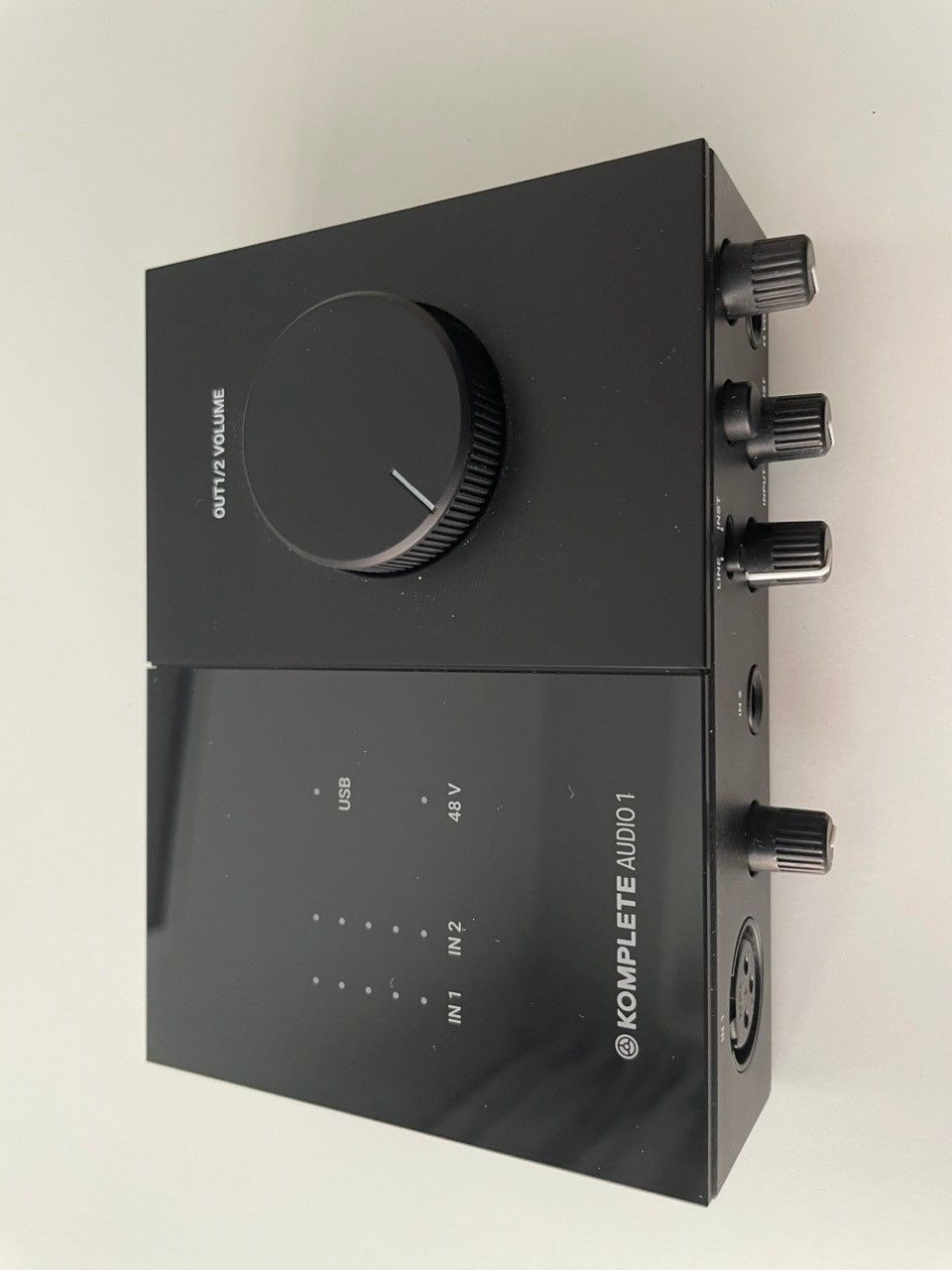 Native Instruments Komplete Audio 1 -äänikortti (USB)