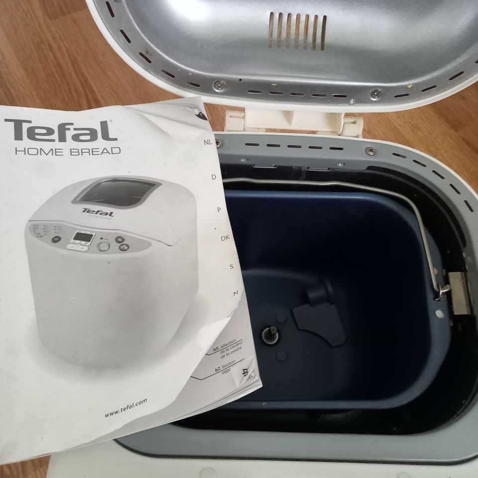 Leipäkone Tefal