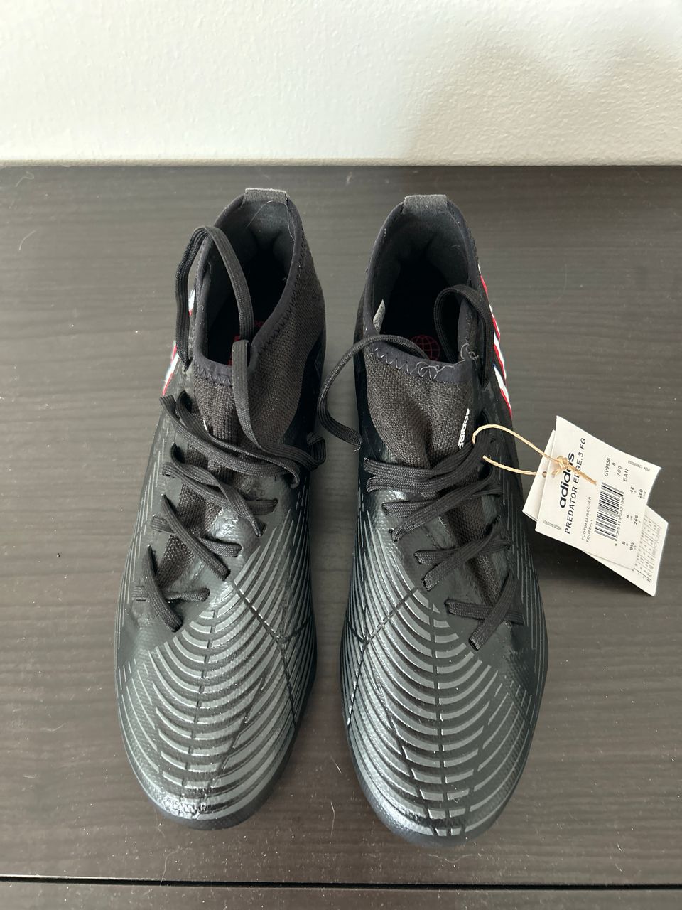 Adidas predator FG jalkapallokengät