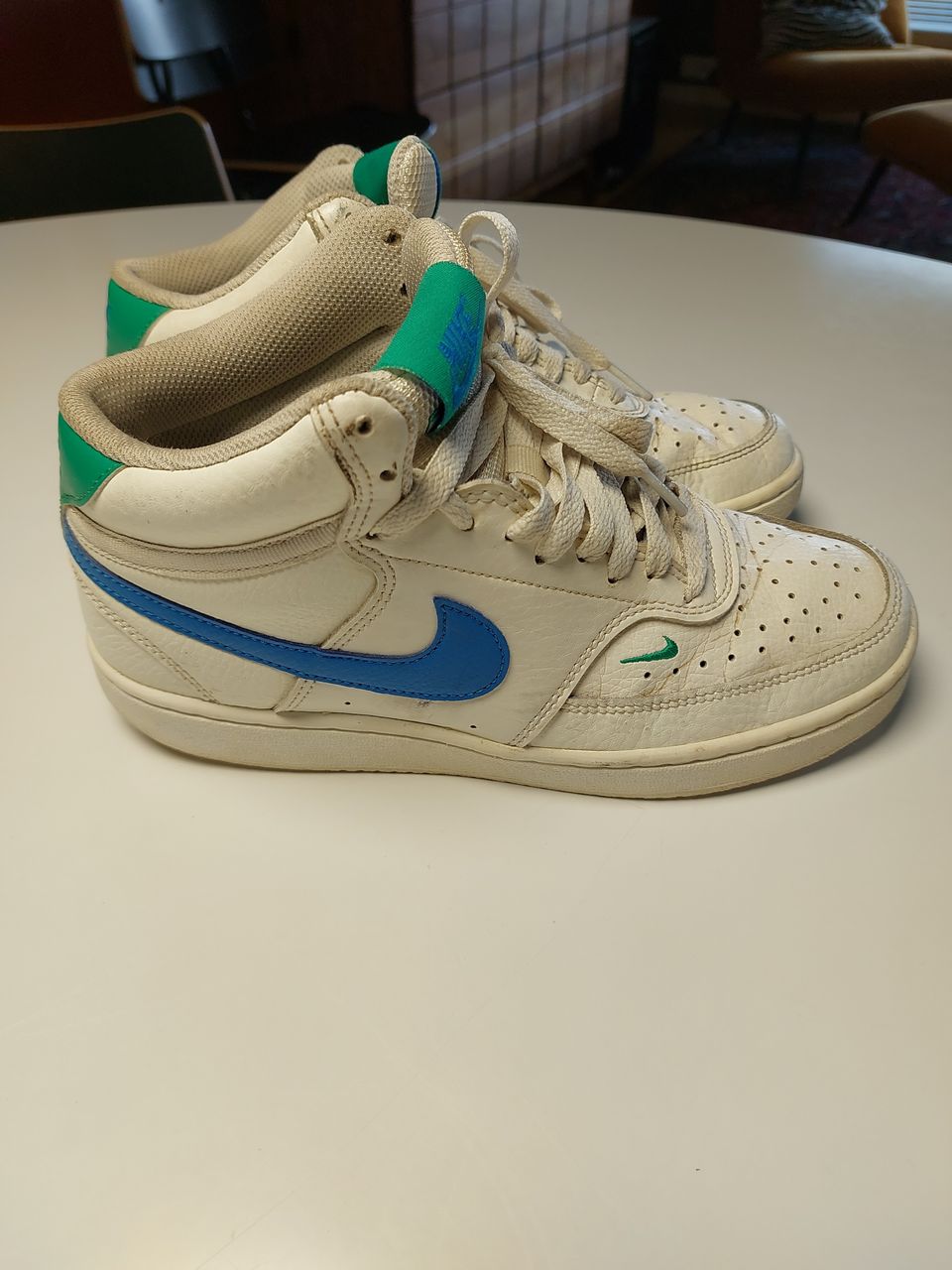 Nike Court Vision Mid white/blue/green 38