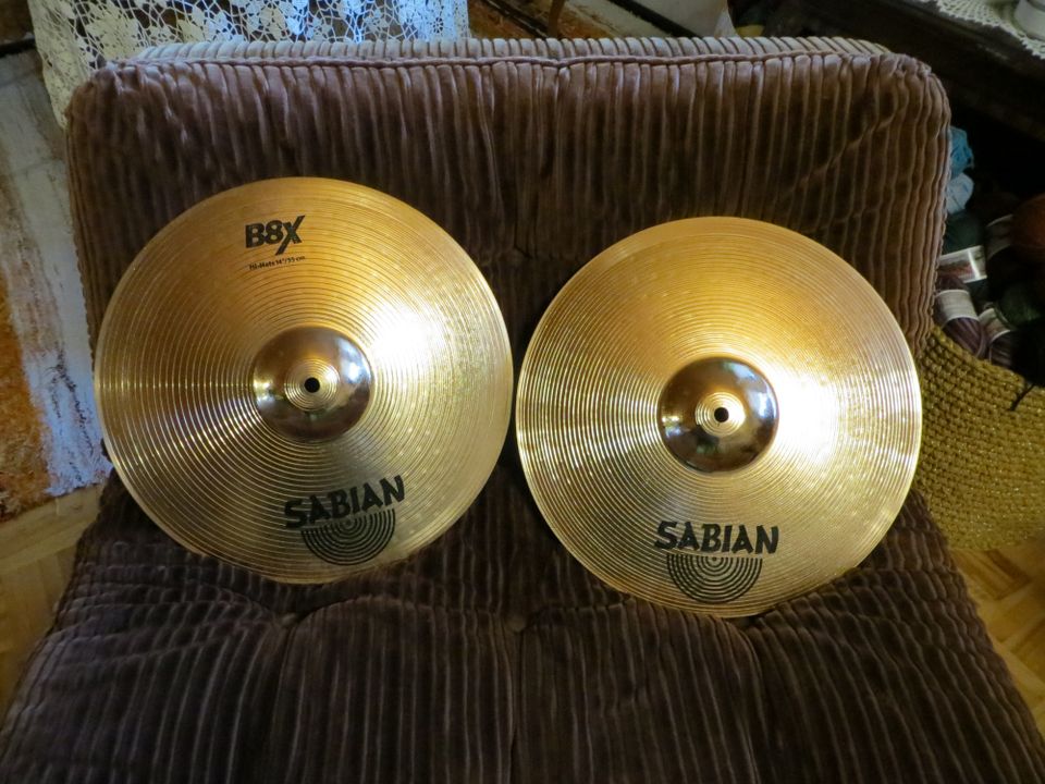 Sabian   B8x  14"  hi-hat