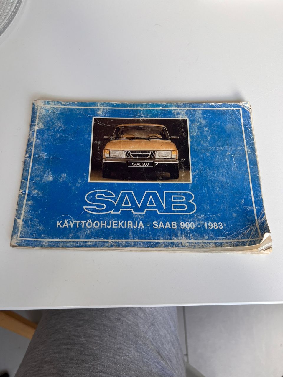 Saab 900 käyttöohjekirja