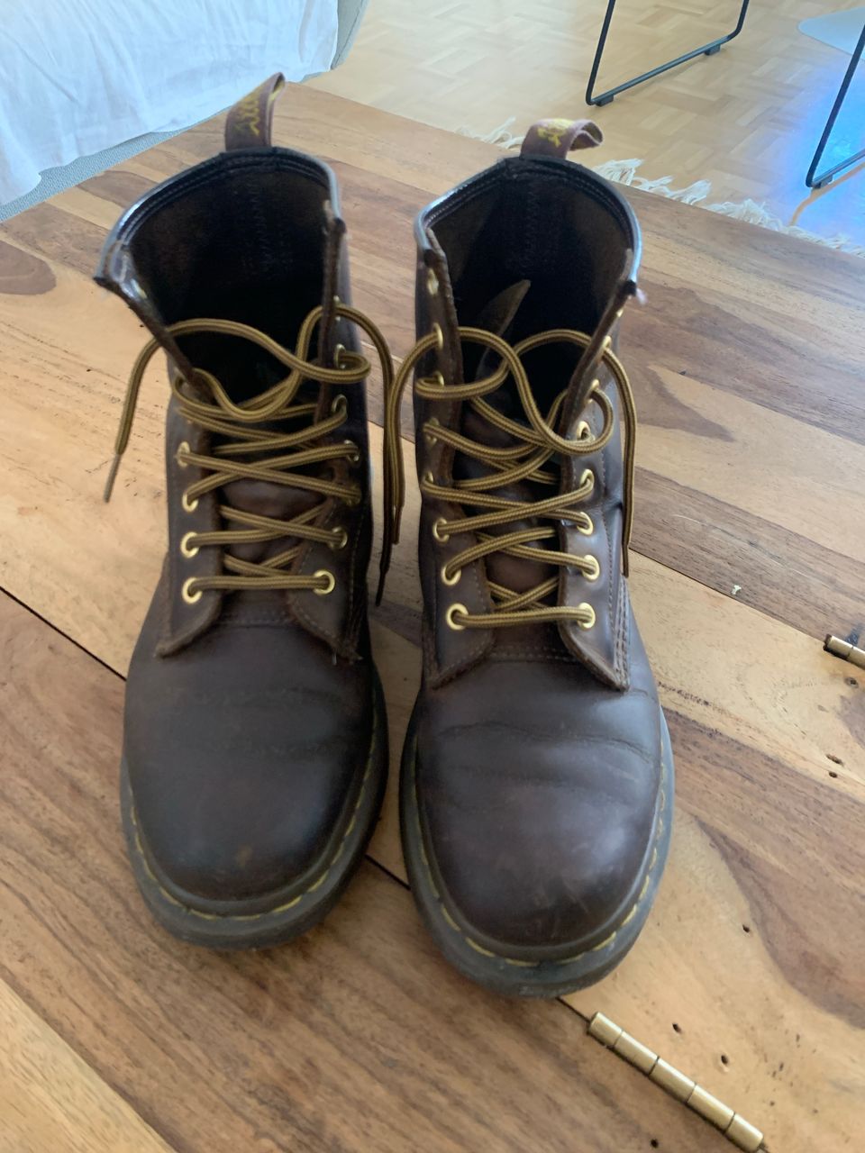 Kauniin ruskeat Dr Martensit 39 /38,5