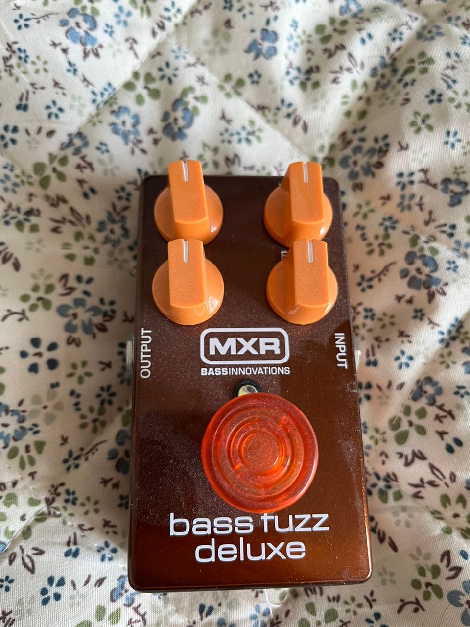 MXR bass fuzz deluxe (M84) bassopedaali