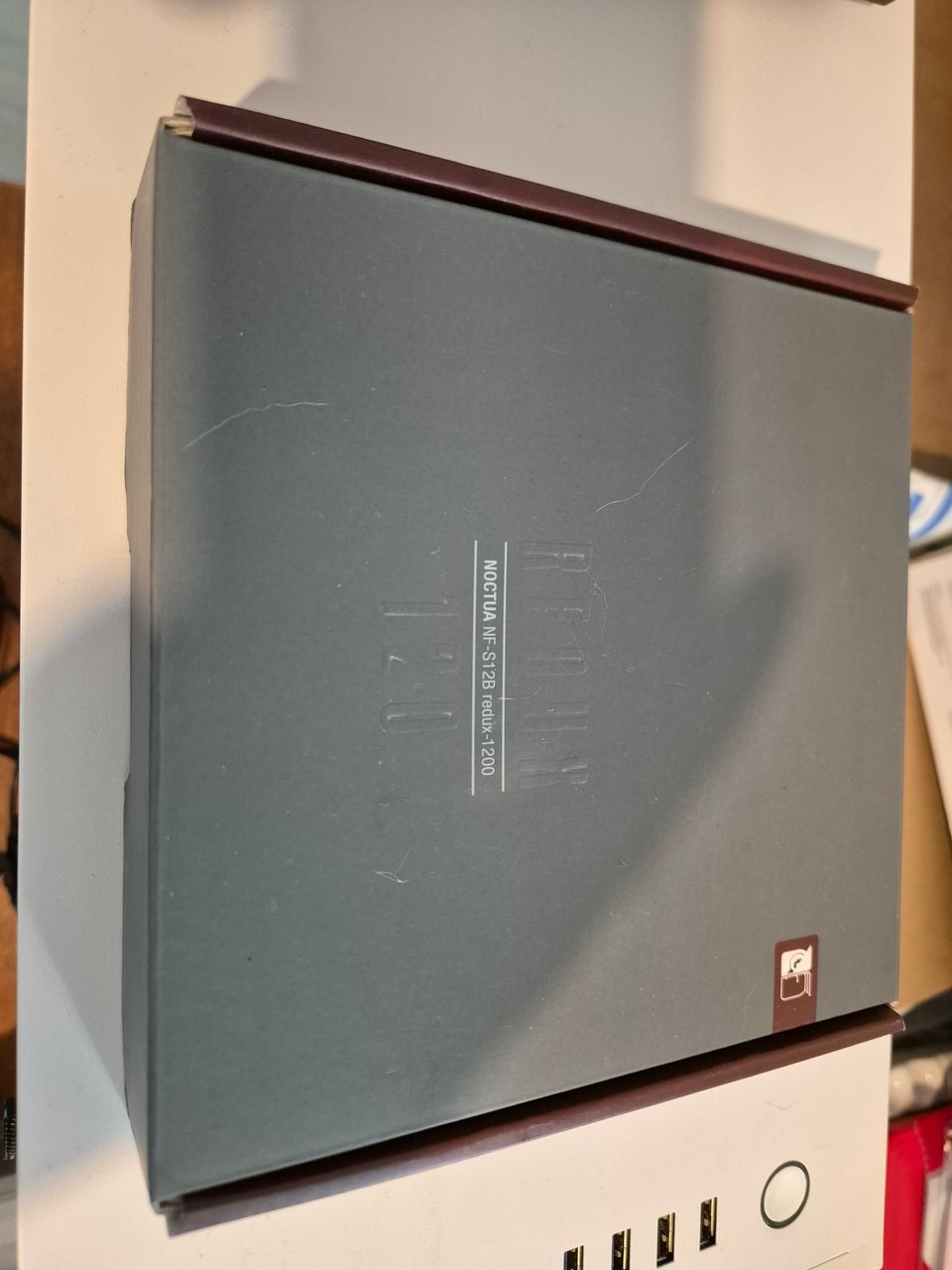 Noctua NF-S12B redux-1200 -tuuletin, 3pin