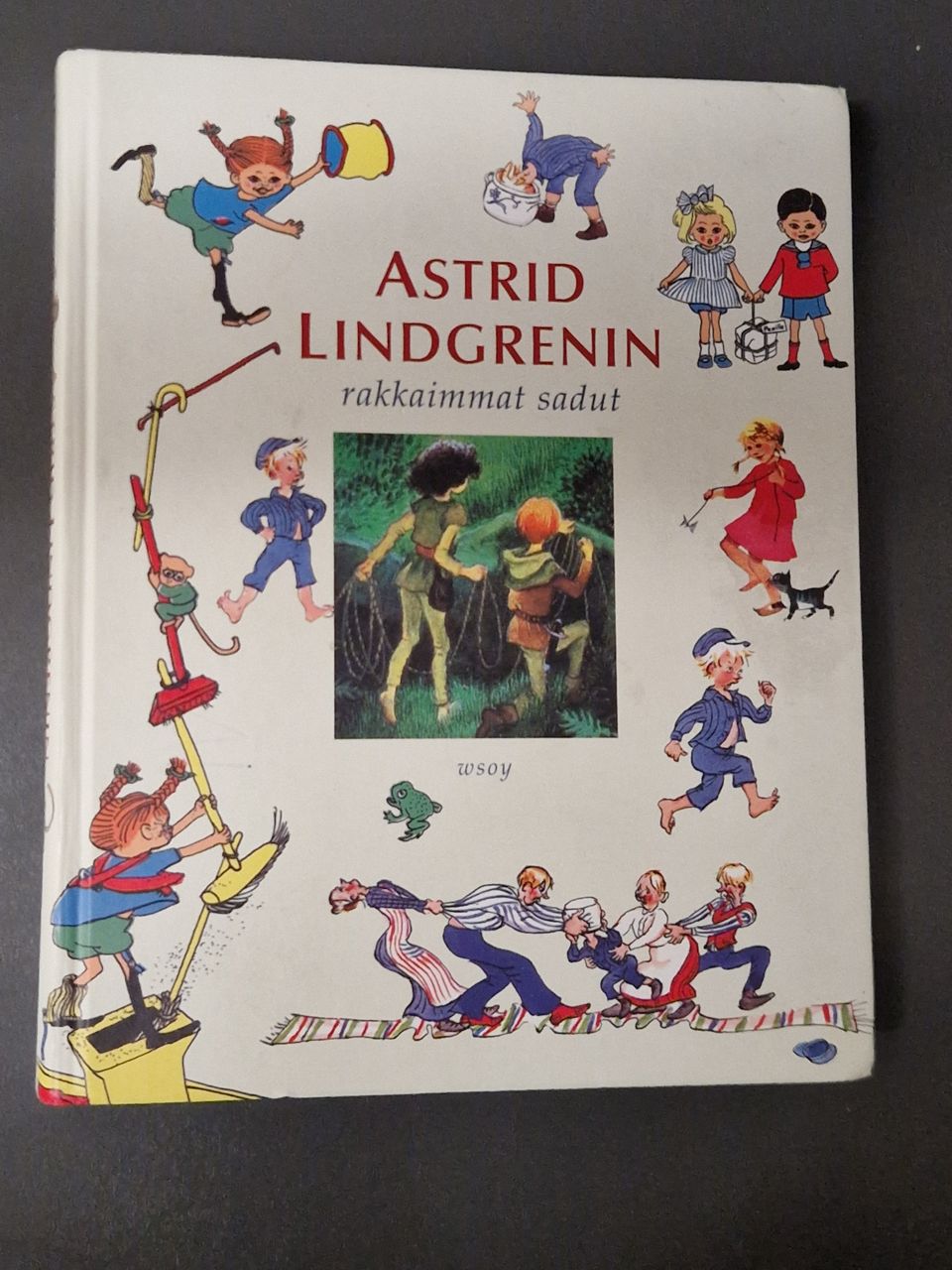 Astird Lindgrenin Rakkaimmat Sadut * UUSI