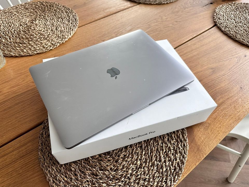 Apple MacBook Pro 15” 2018