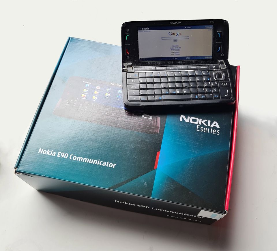 Nokia E90 Communicator