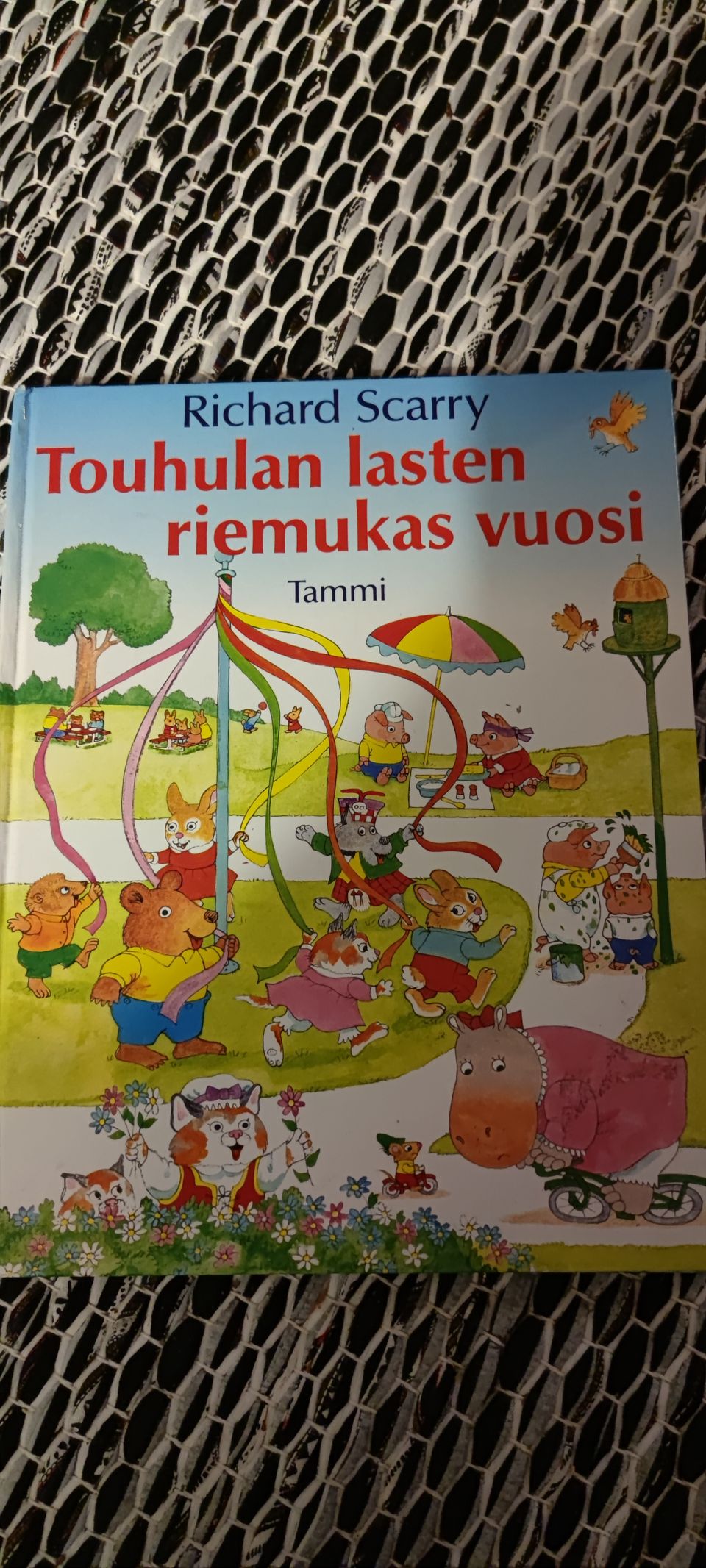 Richard Scarry lastenkirja