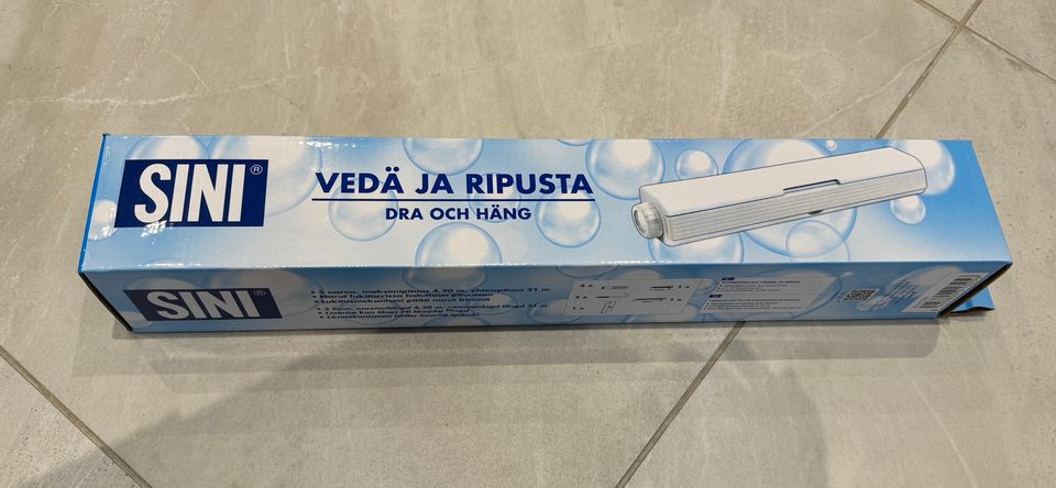 Sini Vedä ja ripusta -kuivausteline