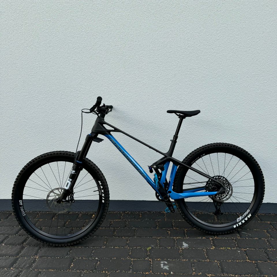 Mondraker Foxy Carbon RR / koko L / vm. 2022