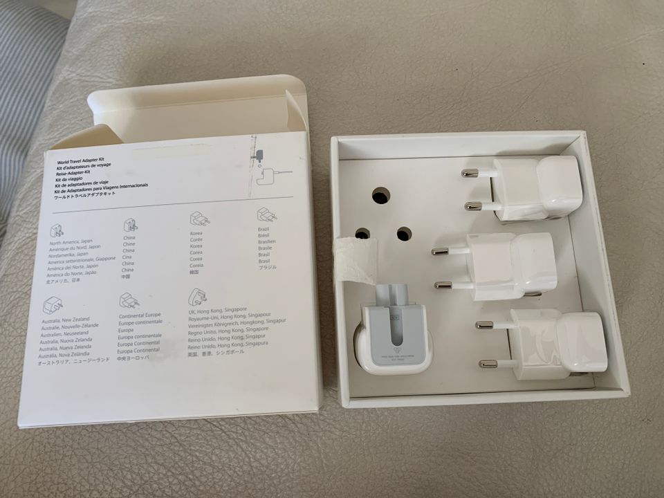 Applen world travel adapter kit