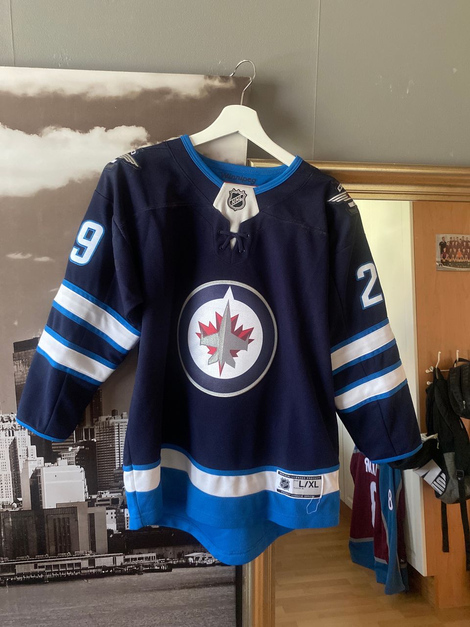 Patrik Laine fanipaita (Lasten XL)