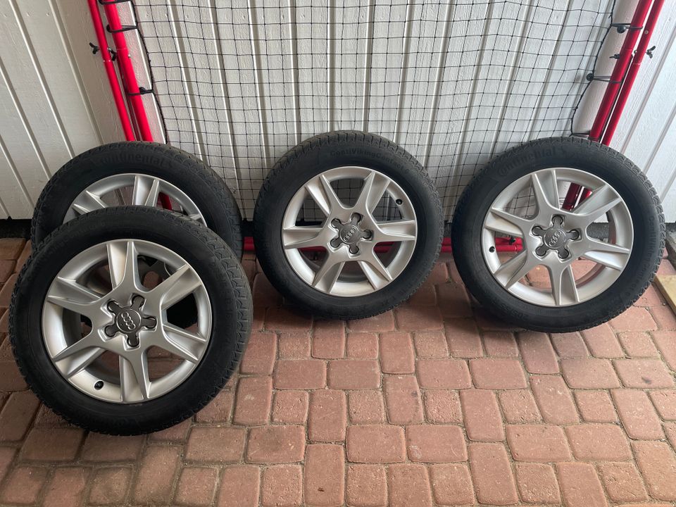 Audi alumiinivanteet 205/55r16 kitkarenkailla