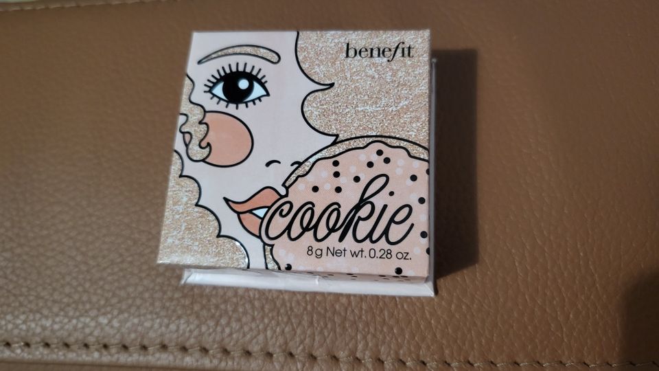 Benefit Cookie Highlighter