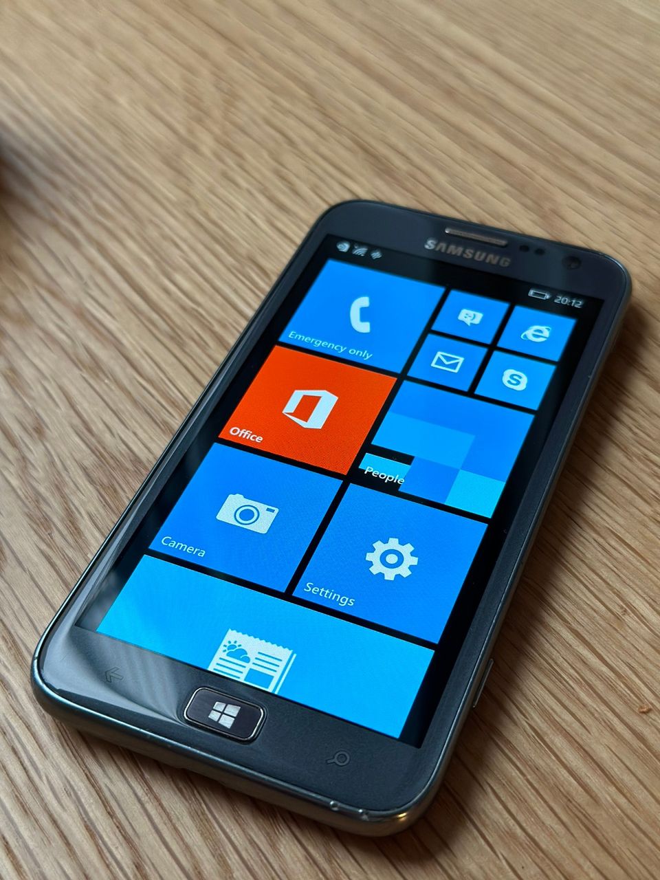 Samsung ATIV-S Windows Phone