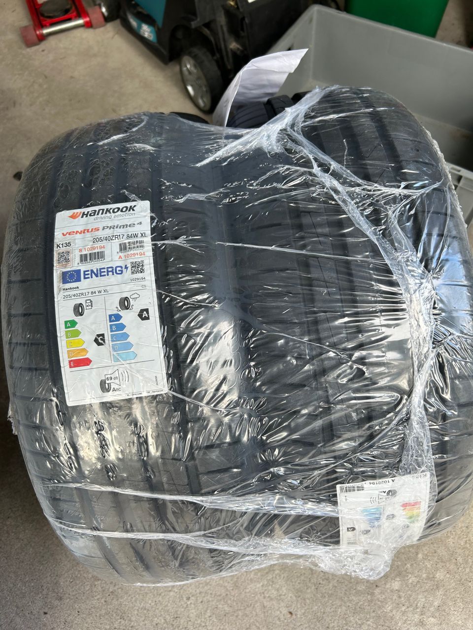 Hankook ventus Prime 4 205/40/17