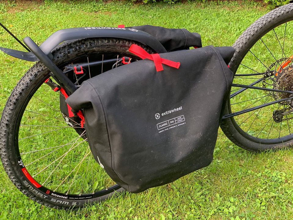 Extrawheel-peräkärry 50 l laukuilla