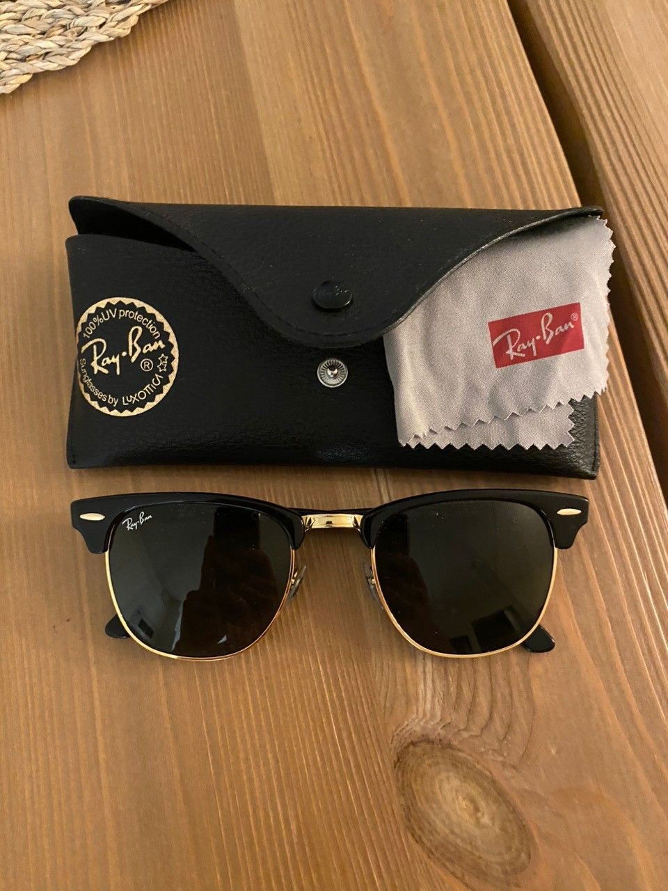 Ray ban aurinkolasit (clubmaster) 60€