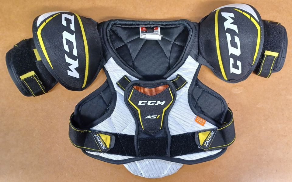 CCM Super Tacks AS1 -hartiasuojat