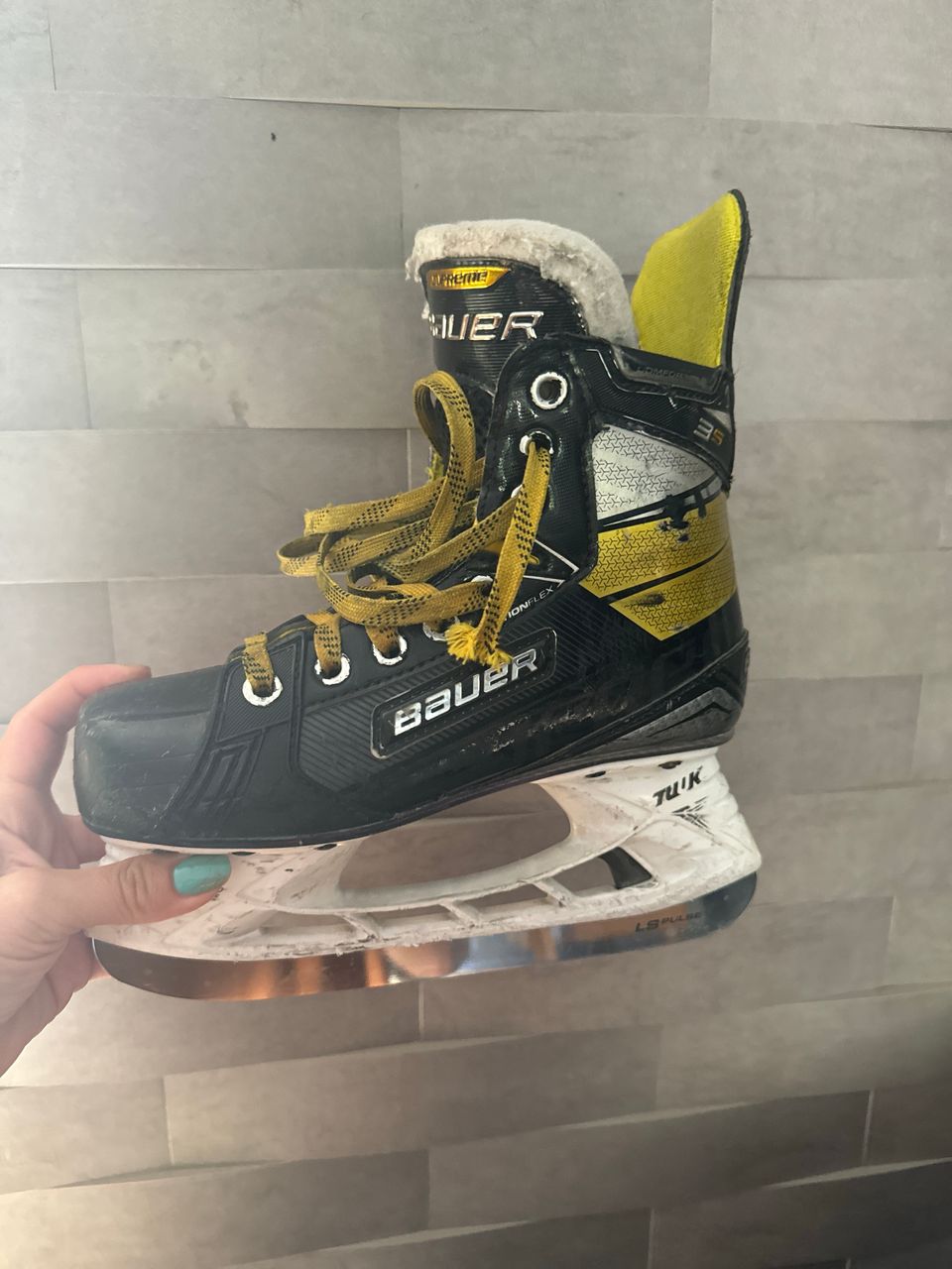 Bauer Supreme 3S + aivan uudet LS Pulsen terät koko 3.5