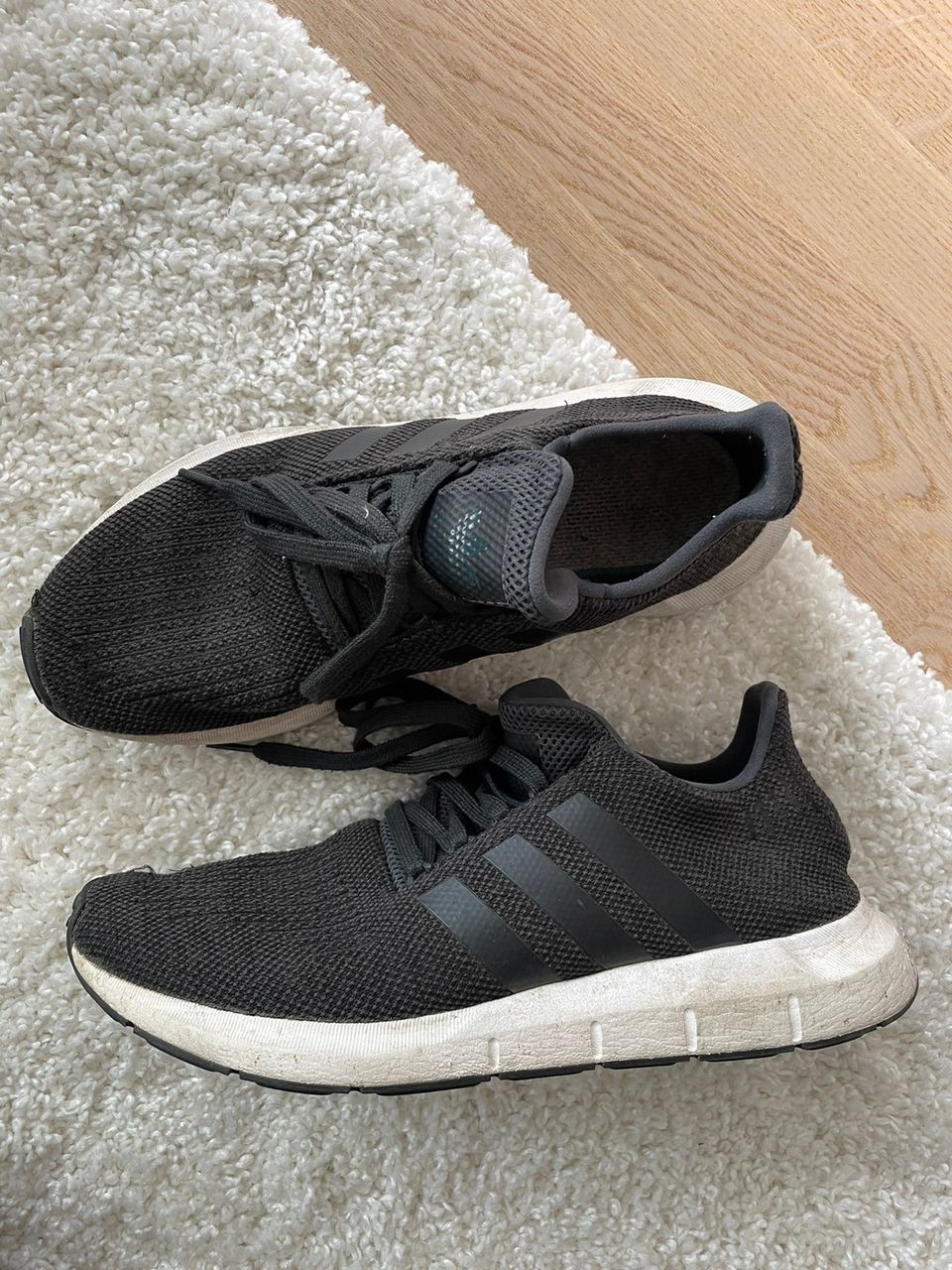 Adidas kengät koko 44