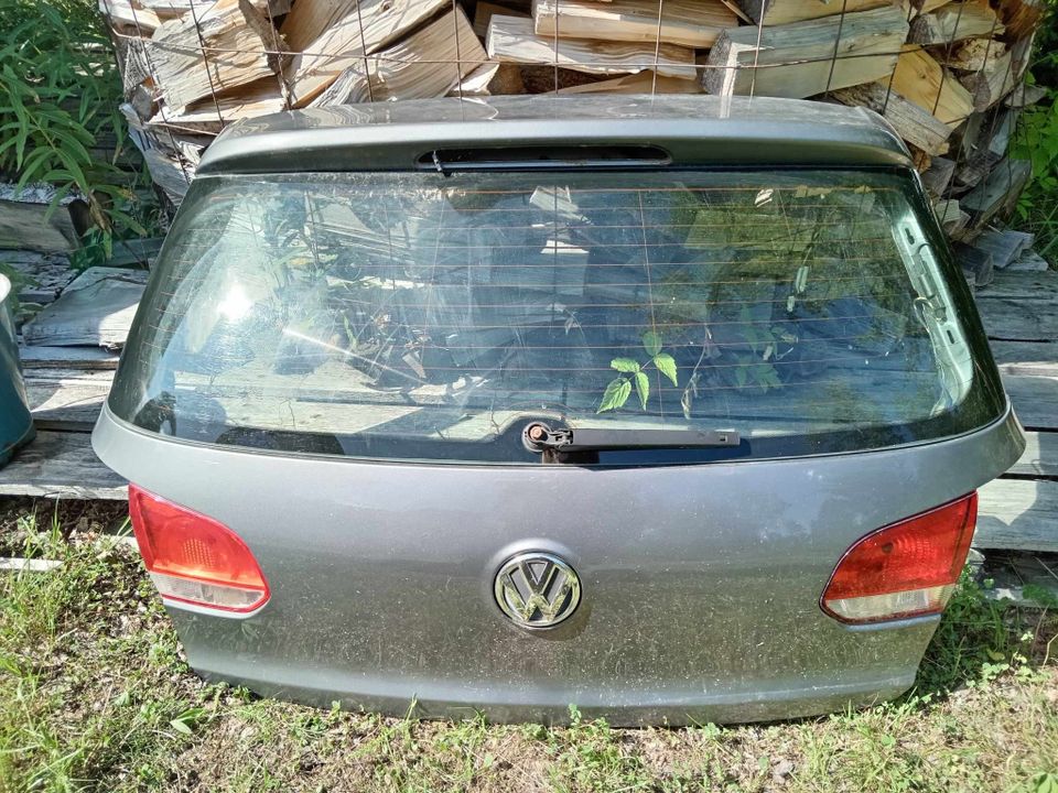 Volkswagen VI Golf takaluukku