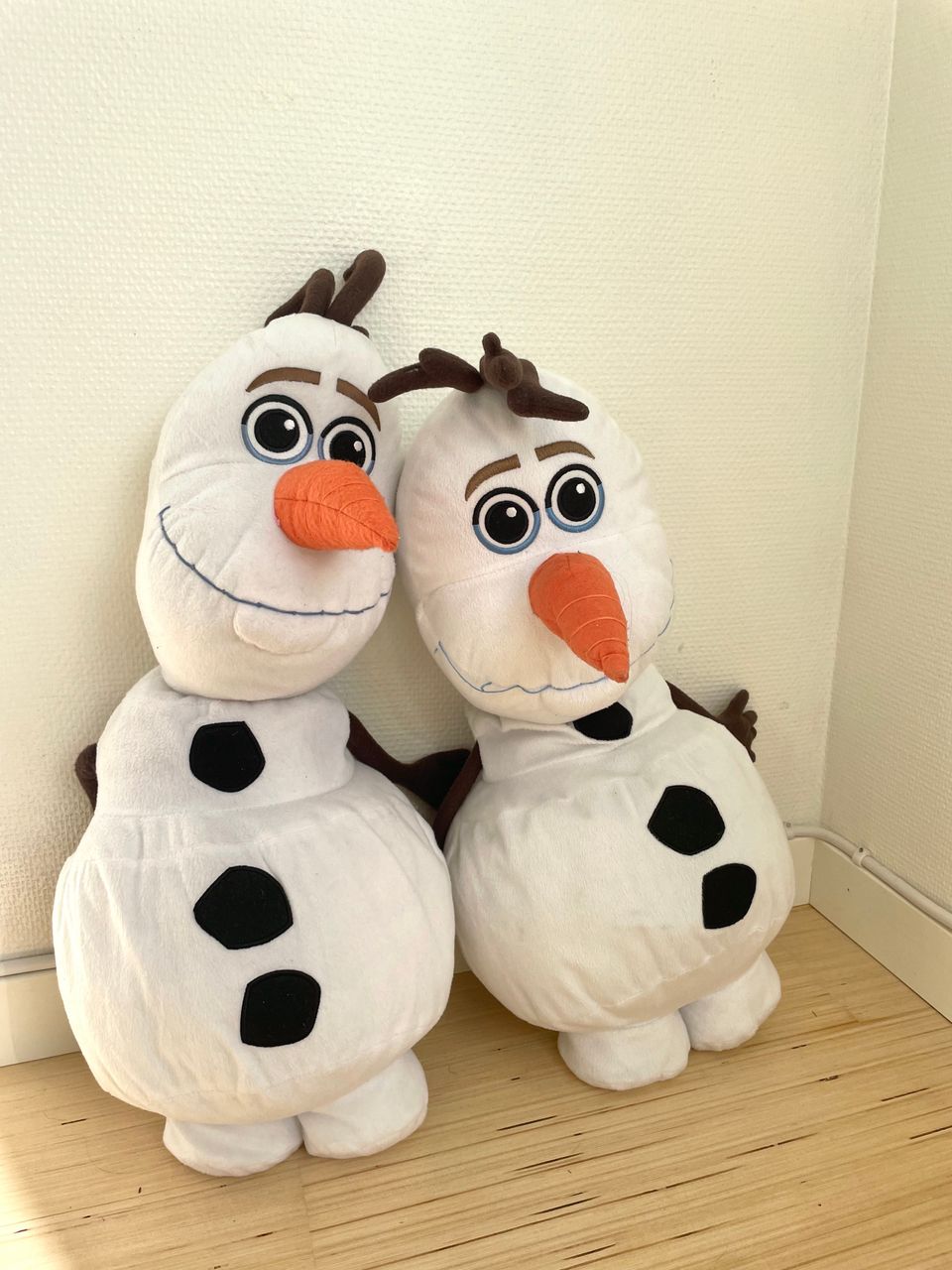 Olaf Frozen Pehmolelut (70cm pituus)