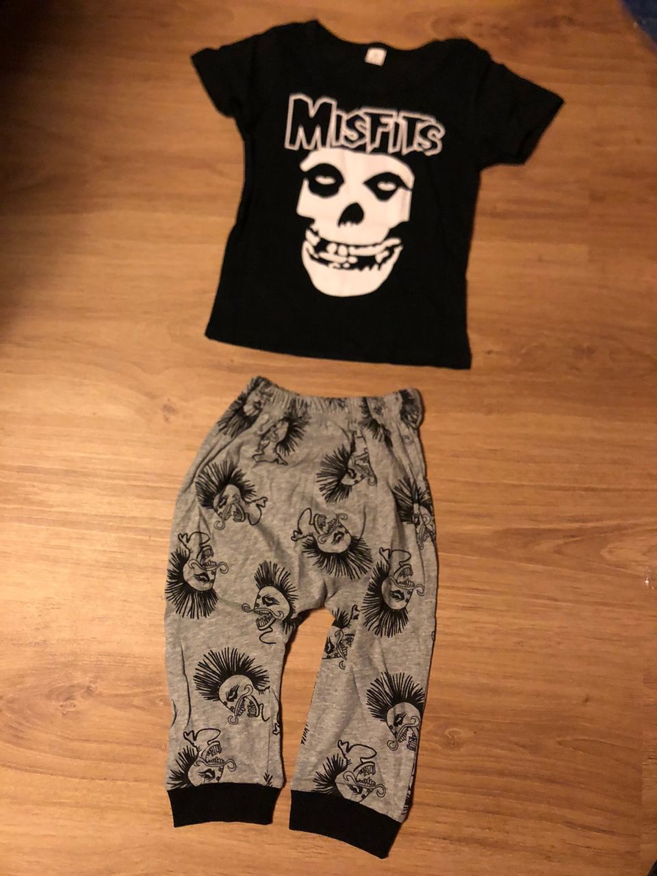 Pikkulapsen misfits punk rock asu 86 90 1-2v